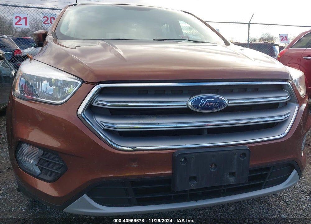 2017 FORD ESCAPE SE VIN: 1FMCU9GD6HUE62190