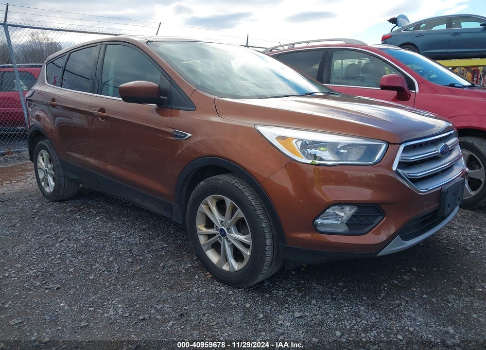 2017 FORD ESCAPE SE VIN: 1FMCU9GD6HUE62190