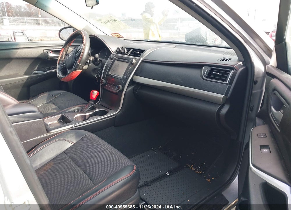 2017 TOYOTA CAMRY SE VIN: 4T1BF1FK9HU285707