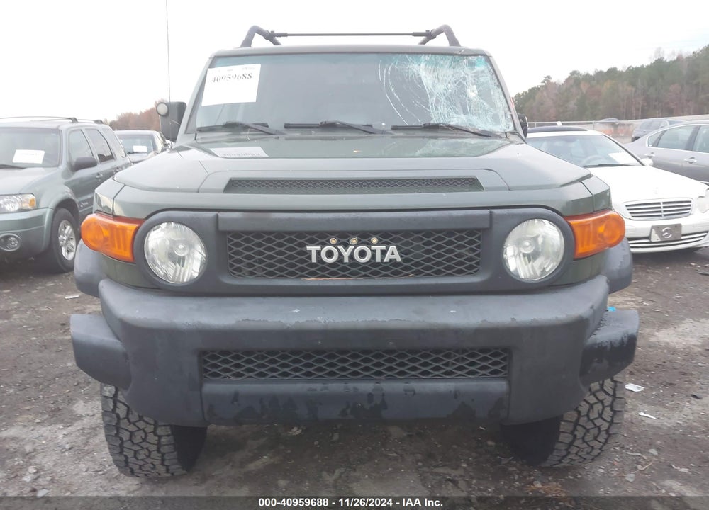 2011 TOYOTA FJ CRUISER VIN: JTEBU4BF9BK114345