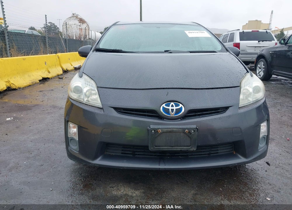 2011 TOYOTA PRIUS TWO VIN: JTDKN3DU6B1384436