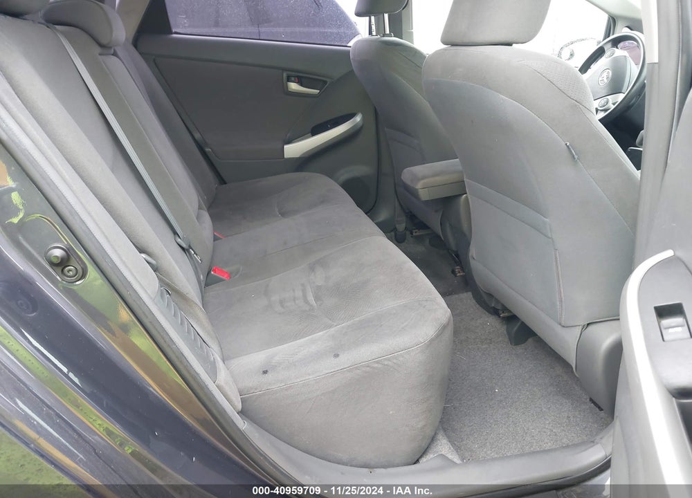2011 TOYOTA PRIUS TWO VIN: JTDKN3DU6B1384436