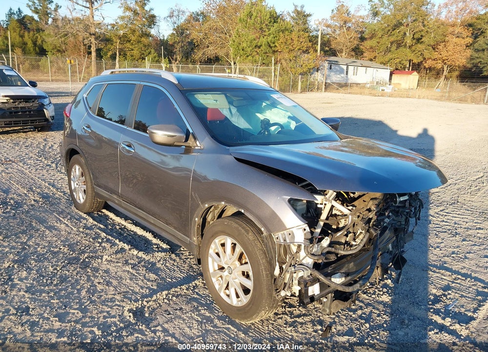 2018 NISSAN ROGUE SV VIN: KNMAT2MT1JP599026