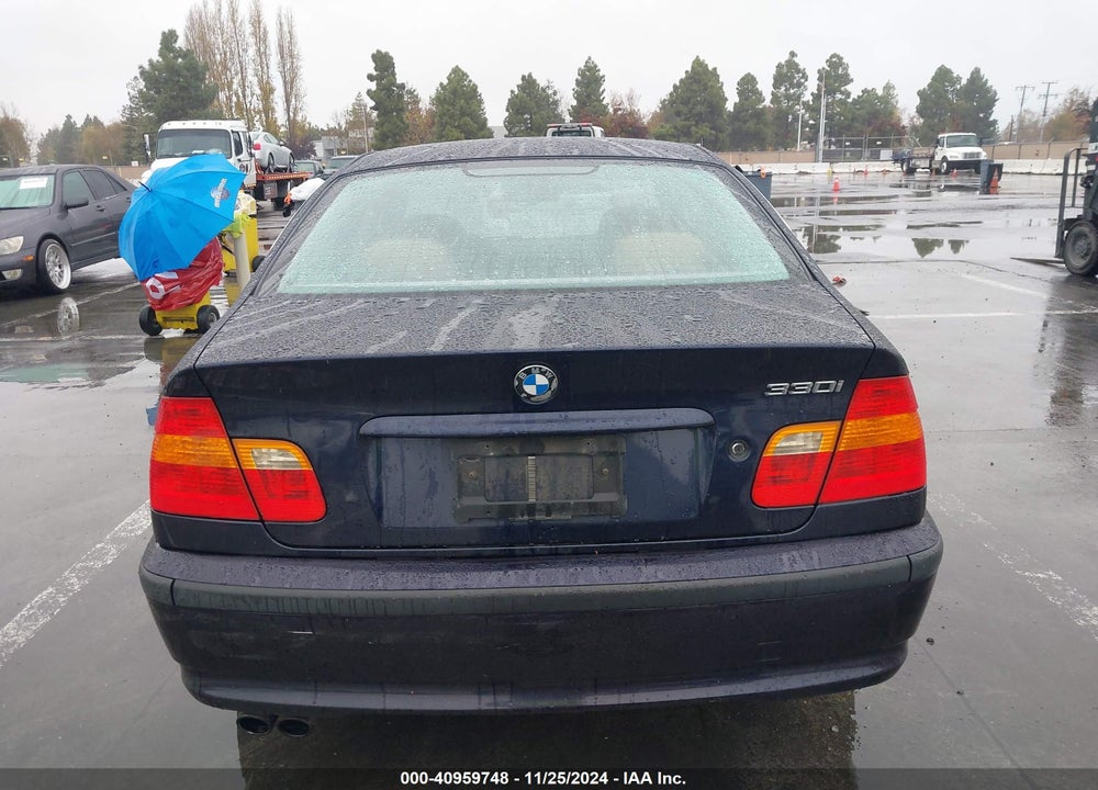 2002 BMW 330I VIN: WBAEV53432KM22688