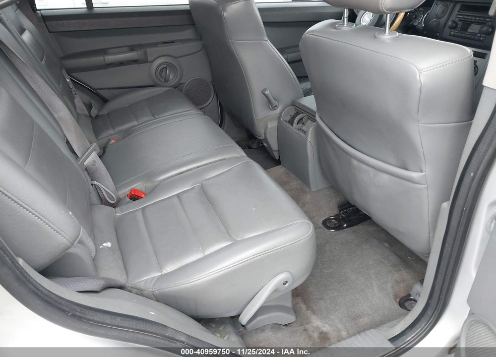 2007 JEEP COMMANDER SPORT VIN: 1J8HG48K07C530014