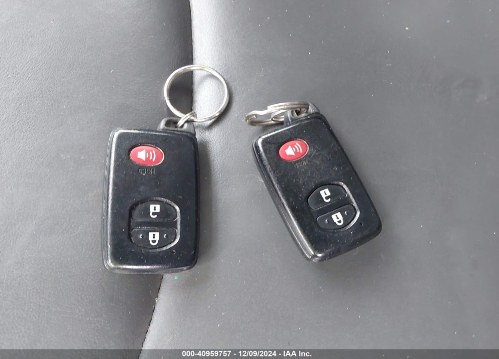 2012 TOYOTA PRIUS FOUR VIN: JTDKN3DU6C1526379