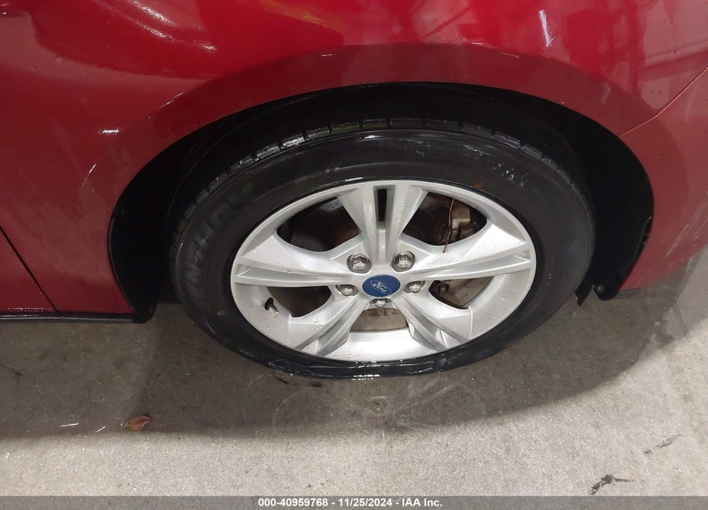 2014 FORD FOCUS SE VIN: 1FADP3K28EL177517