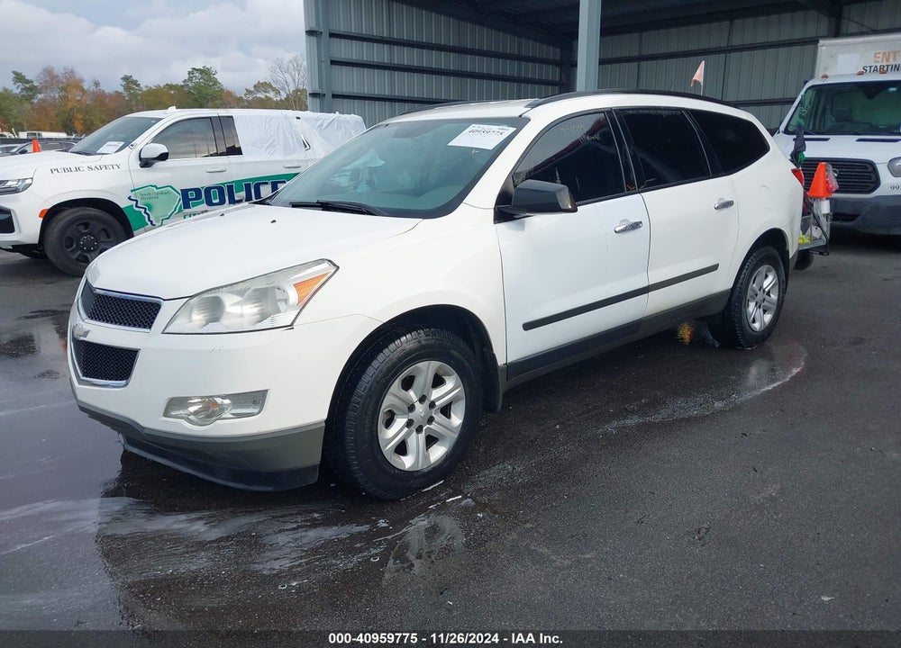 2012 CHEVROLET TRAVERSE LS VIN: 1GNKVFED3CJ221509