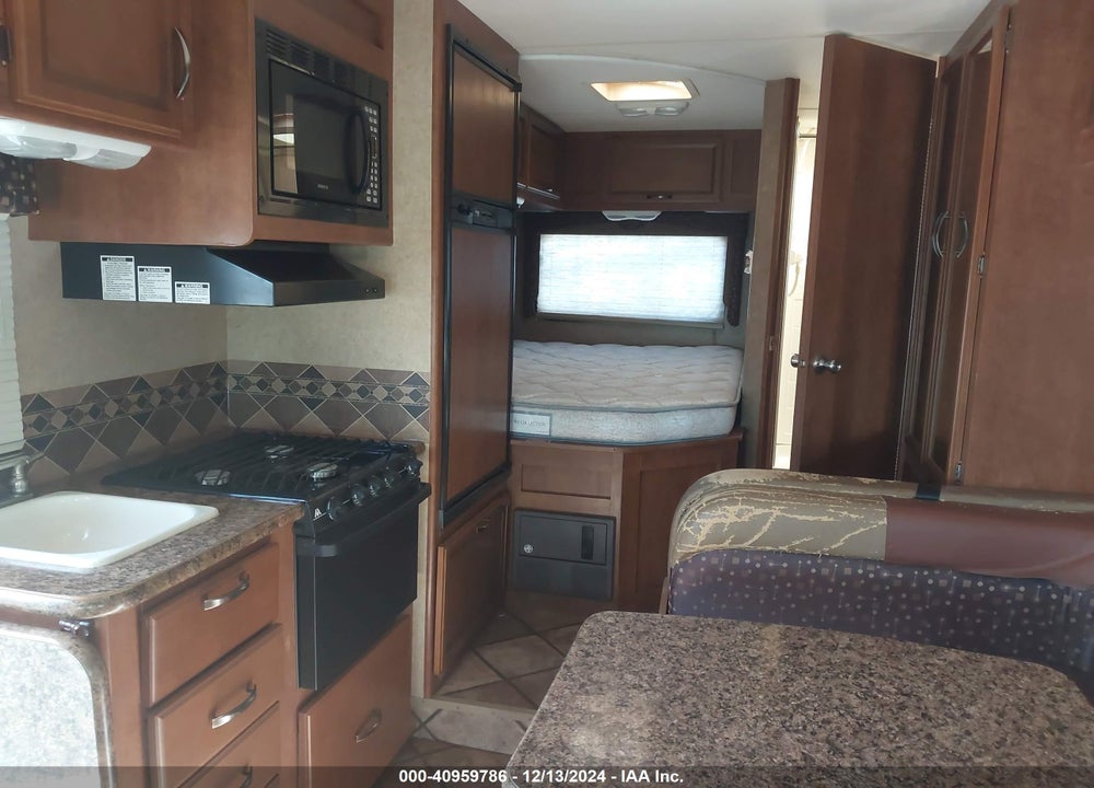 2014 FORD E-350 FREEDOM ELITE MOTOR HOME VIN: 1FDWE3FS4EDA08832
