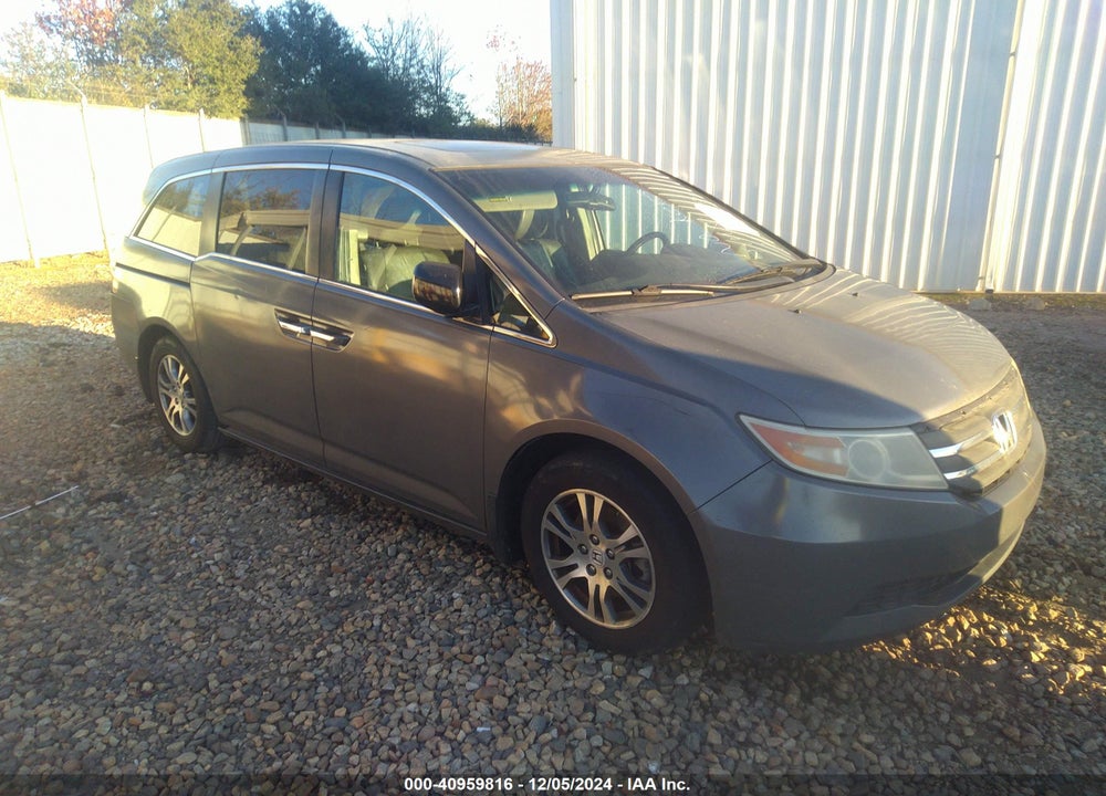 2011 HONDA ODYSSEY EX-L VIN: 5FNRL5H6XBB072543