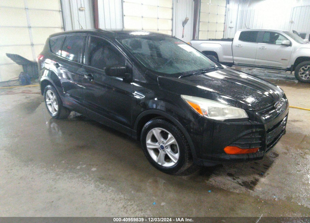 2014 FORD ESCAPE S VIN: 1FMCU0F79EUE39439