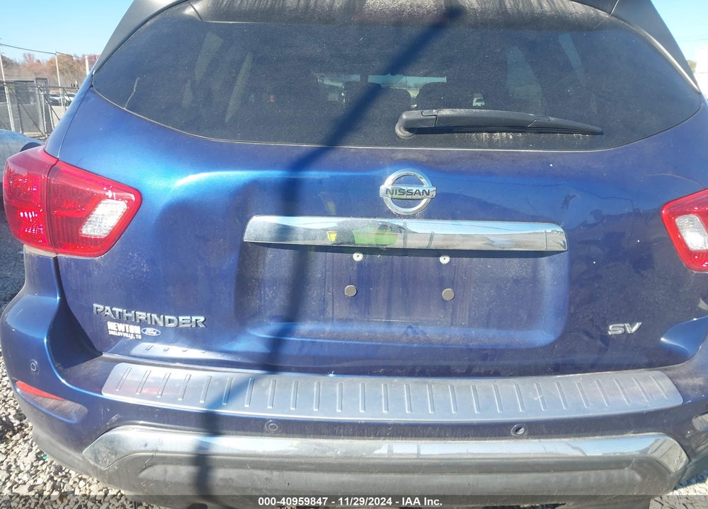 2020 NISSAN PATHFINDER SV 2WD VIN: 5N1DR2BN0LC609261