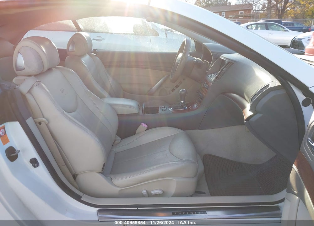 2009 INFINITI G37 VIN: JNKCV66E09M723095