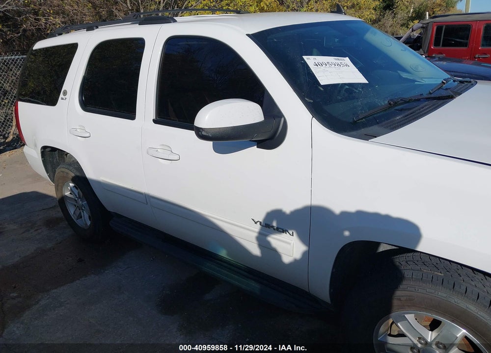 2013 GMC YUKON SLT VIN: 1GKS1CE0XDR268883