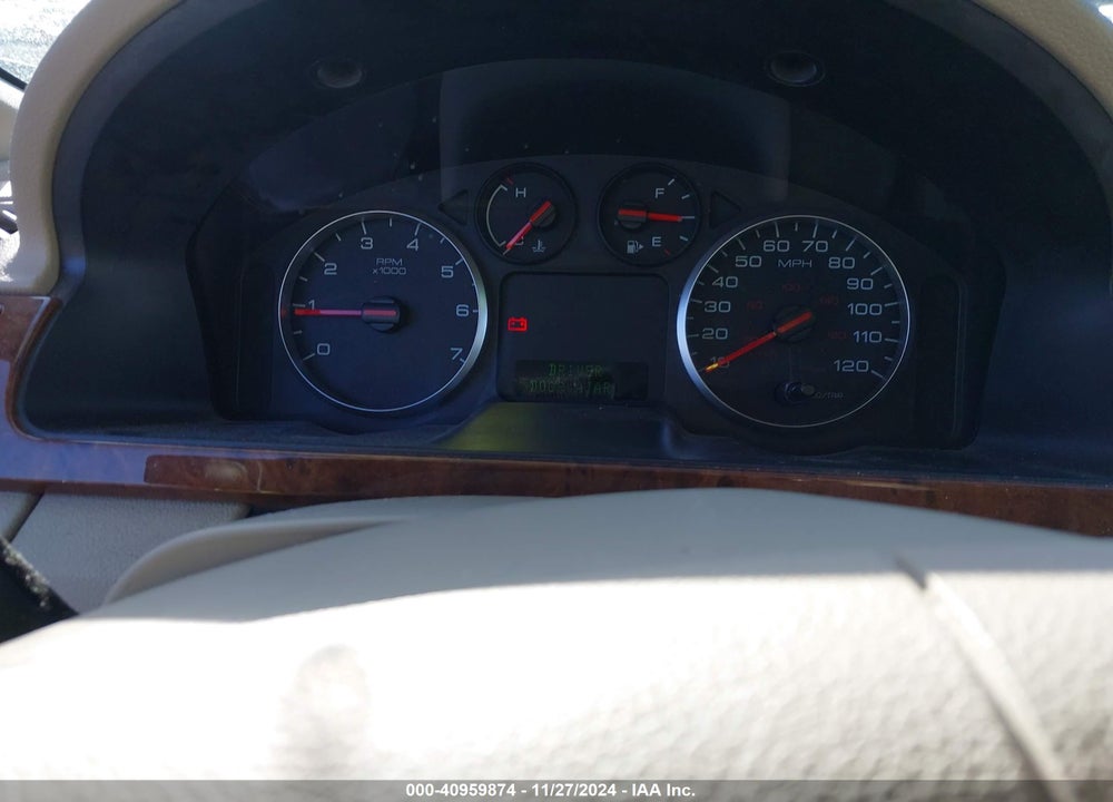 2007 FORD FIVE HUNDRED SEL VIN: 1FAHP271X7G118010
