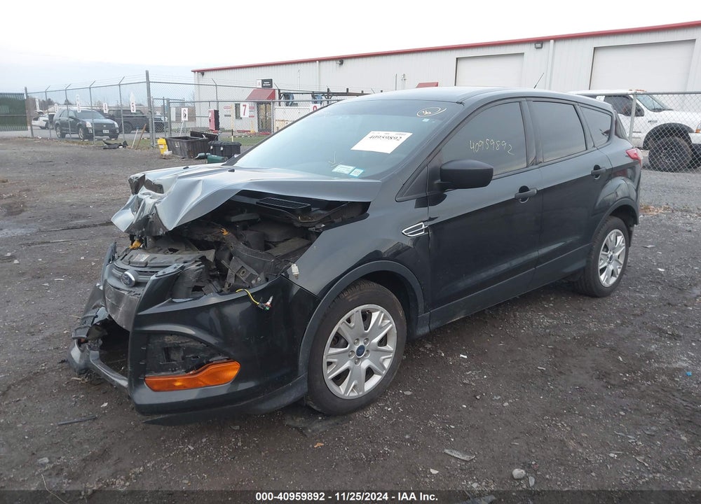 2015 FORD ESCAPE S VIN: 1FMCU0F78FUB70173