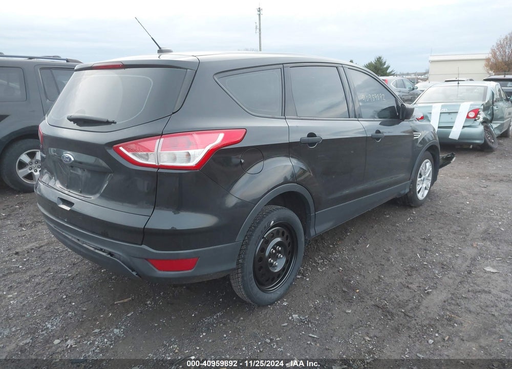 2015 FORD ESCAPE S VIN: 1FMCU0F78FUB70173
