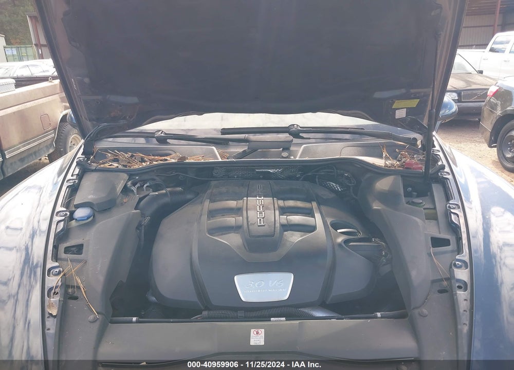 2014 PORSCHE CAYENNE DIESEL VIN: WP1AF2A20ELA37438