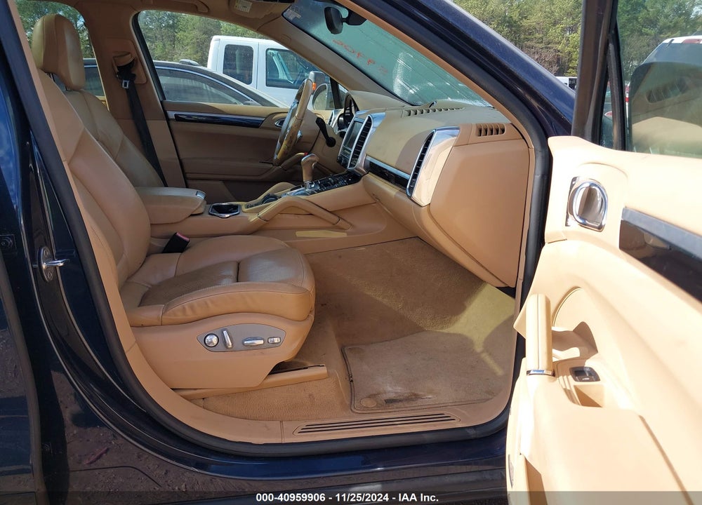 2014 PORSCHE CAYENNE DIESEL VIN: WP1AF2A20ELA37438