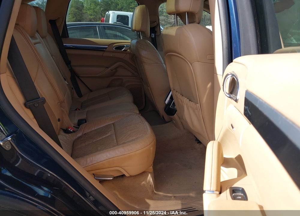 2014 PORSCHE CAYENNE DIESEL VIN: WP1AF2A20ELA37438