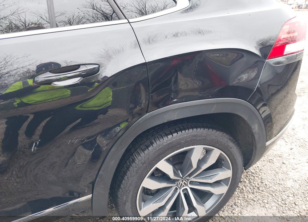 2020 VOLKSWAGEN ATLAS CROSS SPORT 3.6L V6 SEL R-LINE VIN: 1V2RE2CA5LC216016