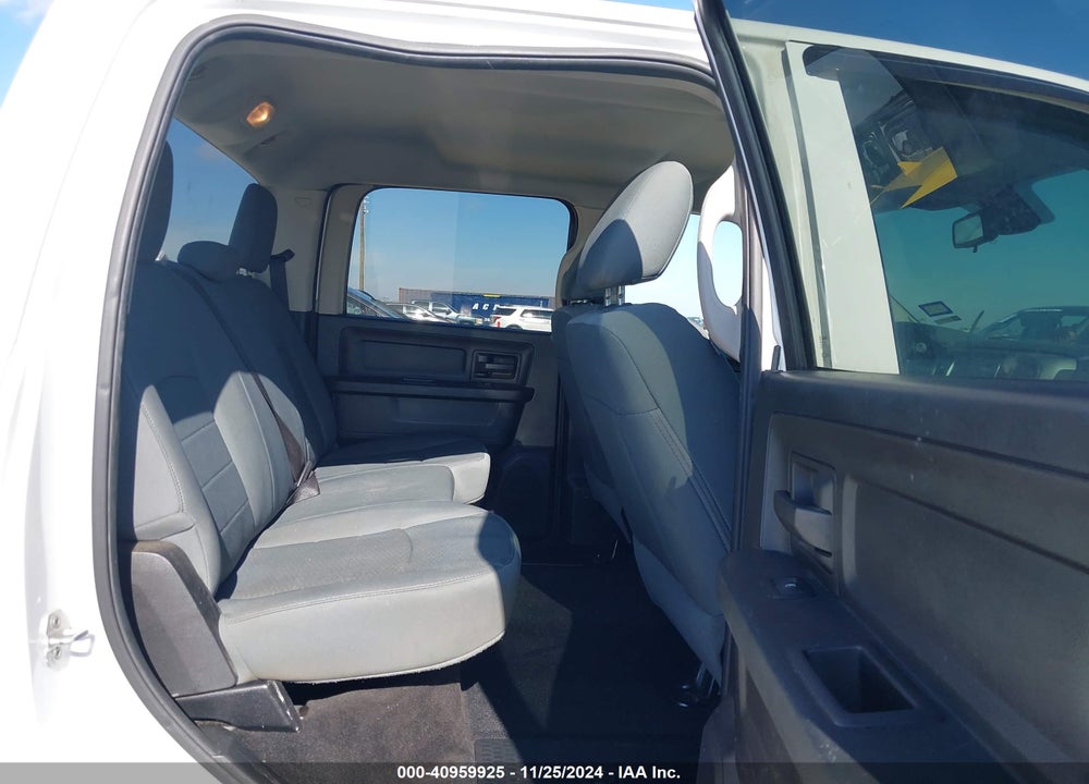 2014 RAM 1500 EXPRESS VIN: 1C6RR6KT9ES241789