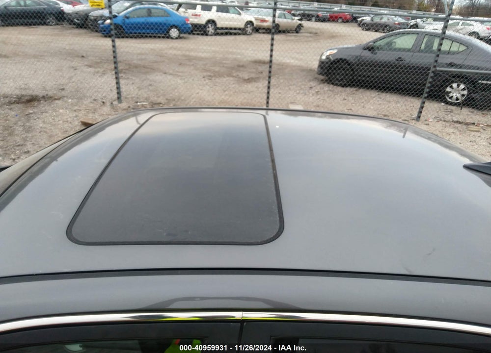 2009 KIA OPTIMA SX VIN: KNAGE228395335605