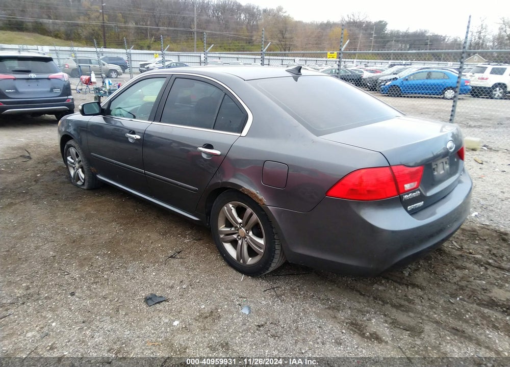 2009 KIA OPTIMA SX VIN: KNAGE228395335605