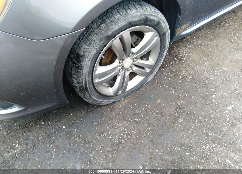 2009 KIA OPTIMA SX VIN: KNAGE228395335605