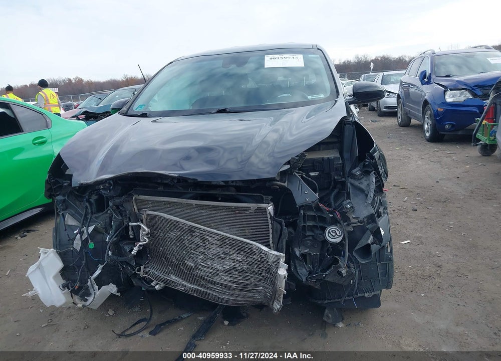 2022 KIA SPORTAGE LX VIN: KNDPMCAC2N7021461