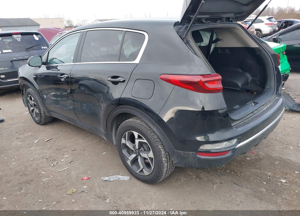 2022 KIA SPORTAGE LX VIN: KNDPMCAC2N7021461