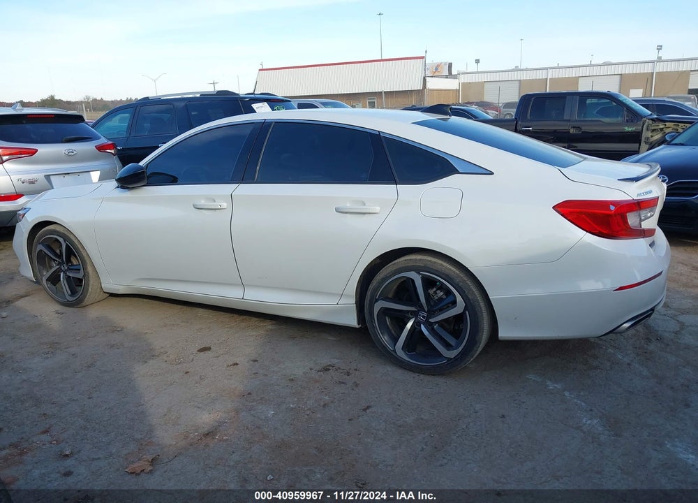 2022 HONDA ACCORD VIN: 1HGCV1F35NA120708