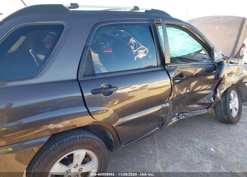 2009 KIA SPORTAGE LX VIN: KNDJF724797572408