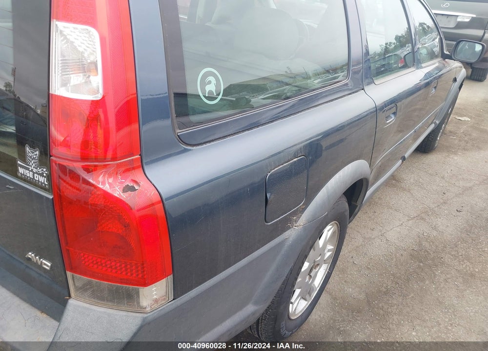 2005 VOLVO XC70 2.5T AWD VIN: YV1SZ592051185971