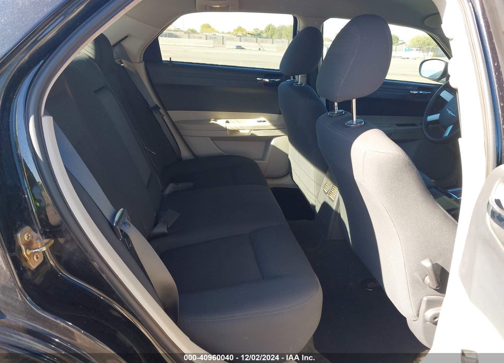 2006 CHRYSLER 300 VIN: 2C3KA43R96H534131