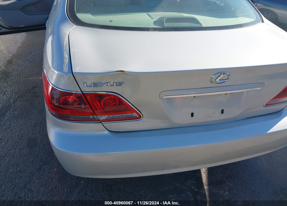 2005 LEXUS ES 330 VIN: JTHBA30G055111094