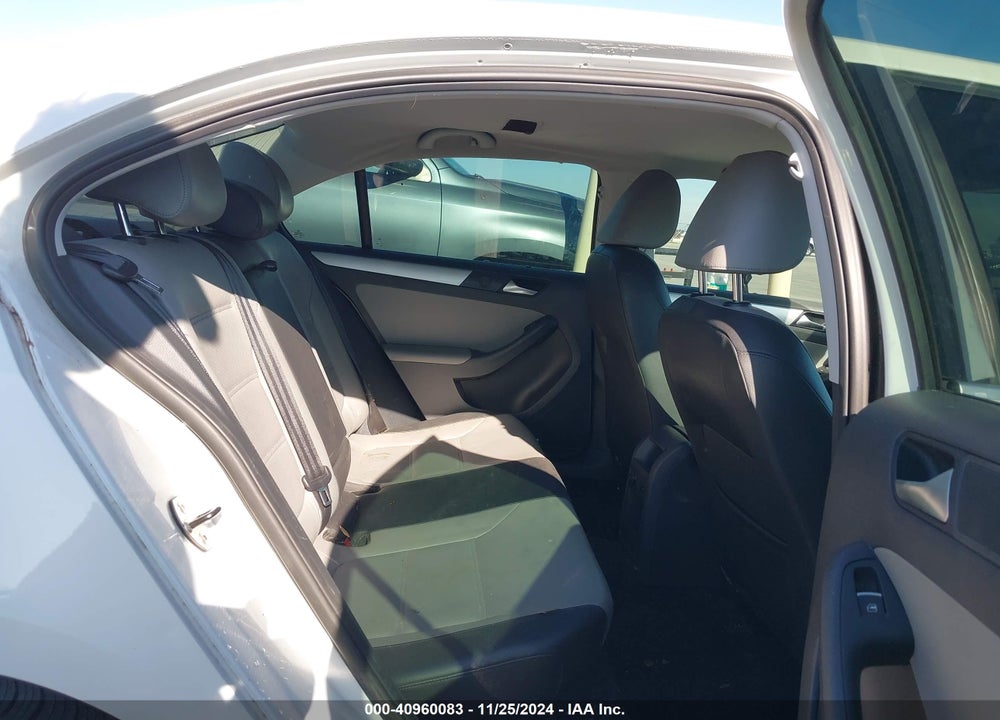 2013 VOLKSWAGEN JETTA HYBRID SE VIN: 3VW637AJXDM307385