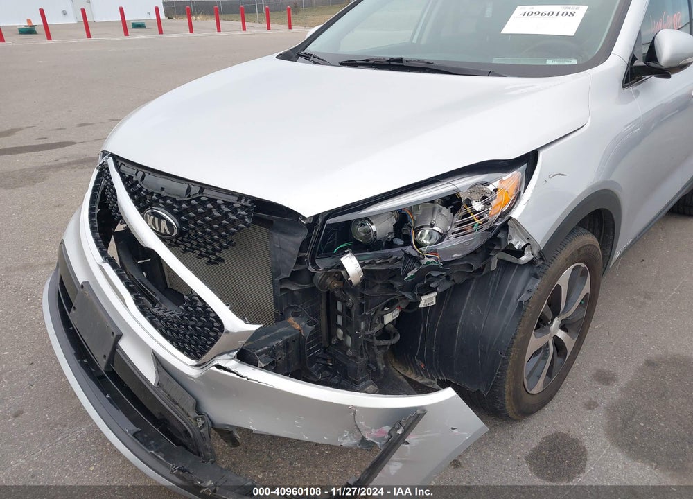 2016 KIA SORENTO 3.3L EX VIN: 5XYPHDA57GG103297