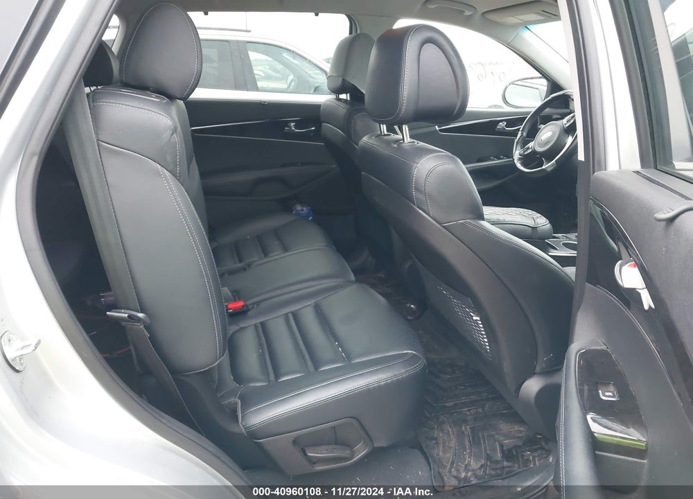 2016 KIA SORENTO 3.3L EX VIN: 5XYPHDA57GG103297
