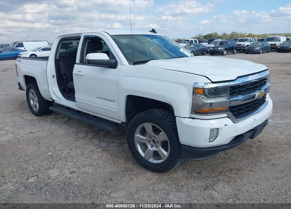 2016 CHEVROLET SILVERADO 1500 1LT VIN: 3GCUKREHXGG157894