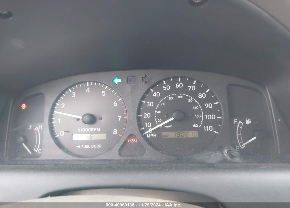 1998 TOYOTA COROLLA LE VIN: 1NXBR18E3WZ040896