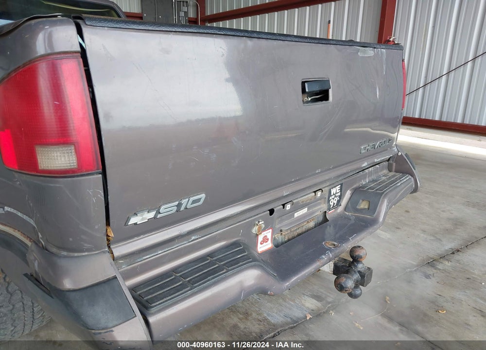 1997 CHEVROLET T10 LS SPORTSIDE VIN: 1GCDT19X7VK228779