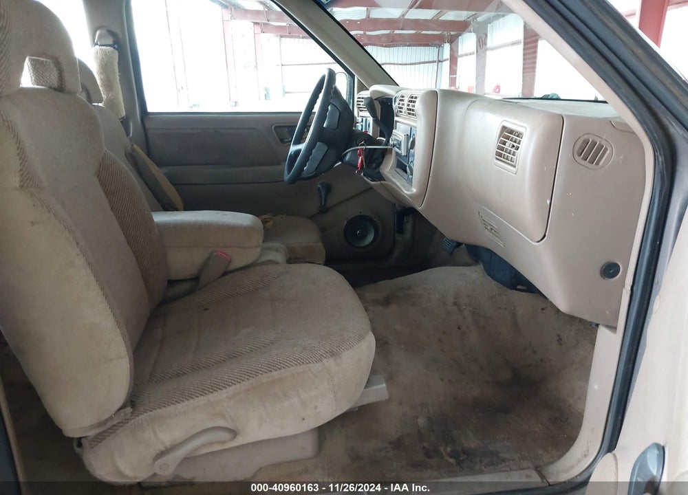 1997 CHEVROLET T10 LS SPORTSIDE VIN: 1GCDT19X7VK228779