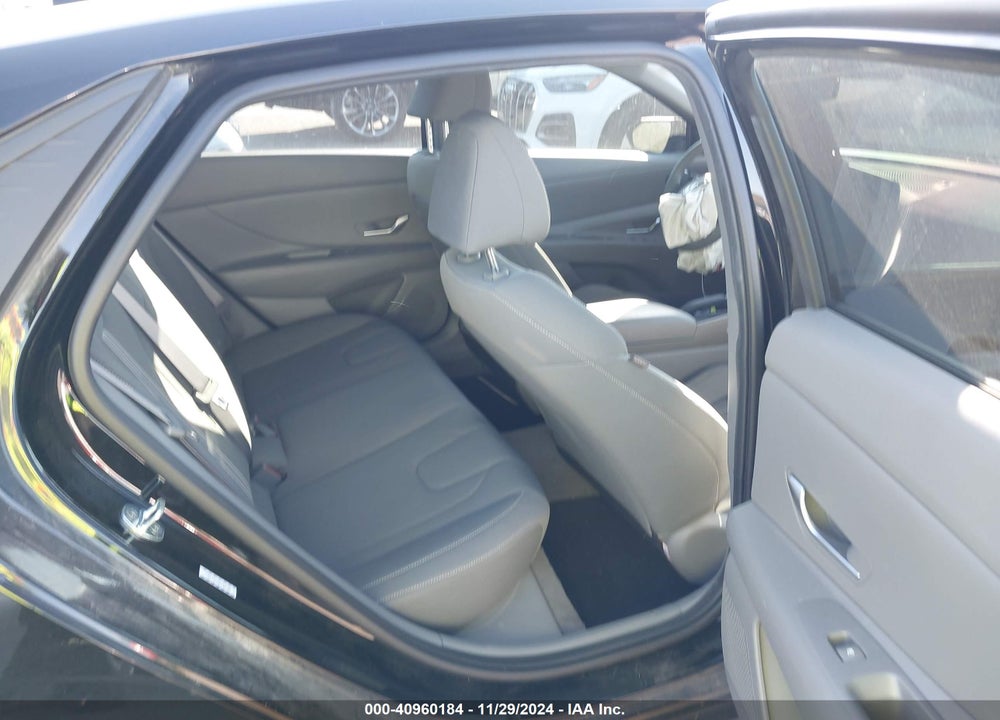 2023 HYUNDAI ELANTRA VIN: KMHLM4AG6PU450481