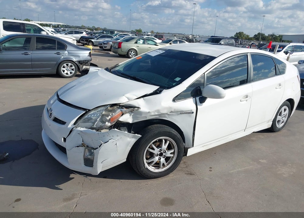 2011 TOYOTA PRIUS TWO VIN: JTDKN3DU3B5265655