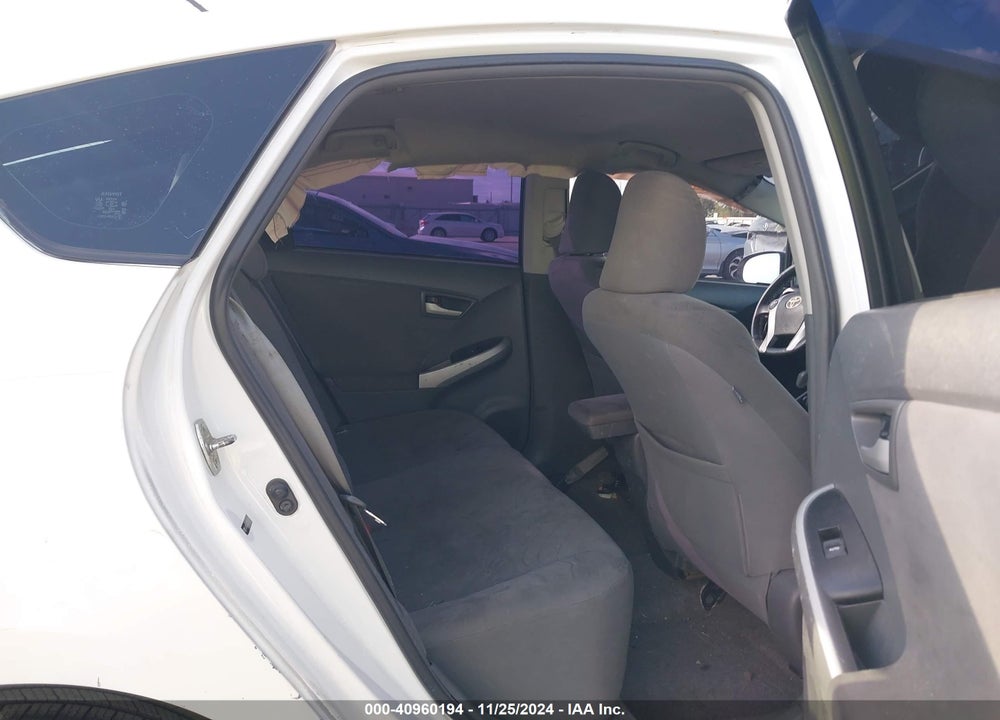 2011 TOYOTA PRIUS TWO VIN: JTDKN3DU3B5265655