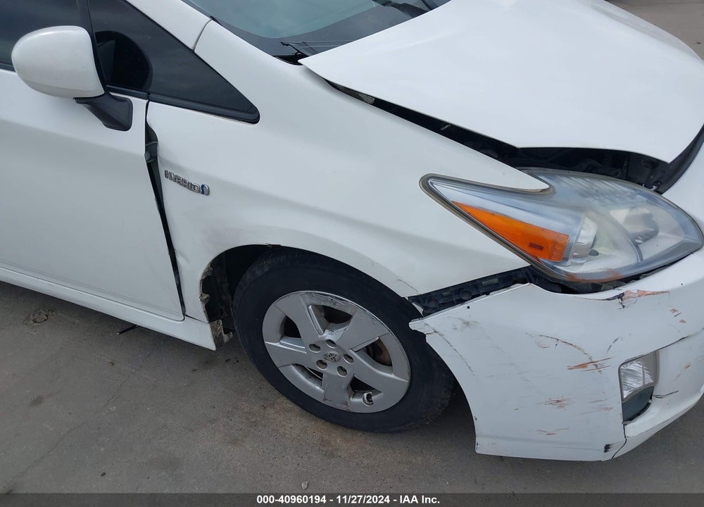 2011 TOYOTA PRIUS TWO VIN: JTDKN3DU3B5265655