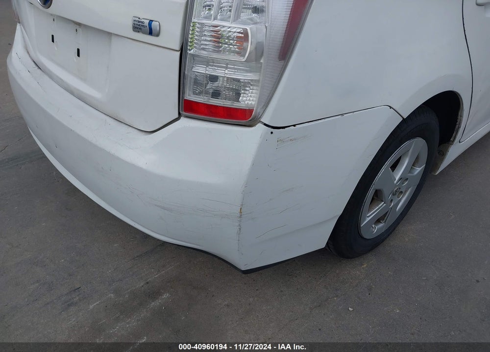 2011 TOYOTA PRIUS TWO VIN: JTDKN3DU3B5265655