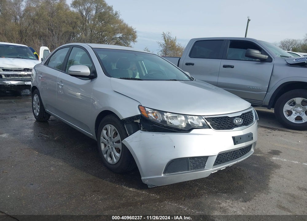 2013 KIA FORTE EX VIN: KNAFU4A26D5660958