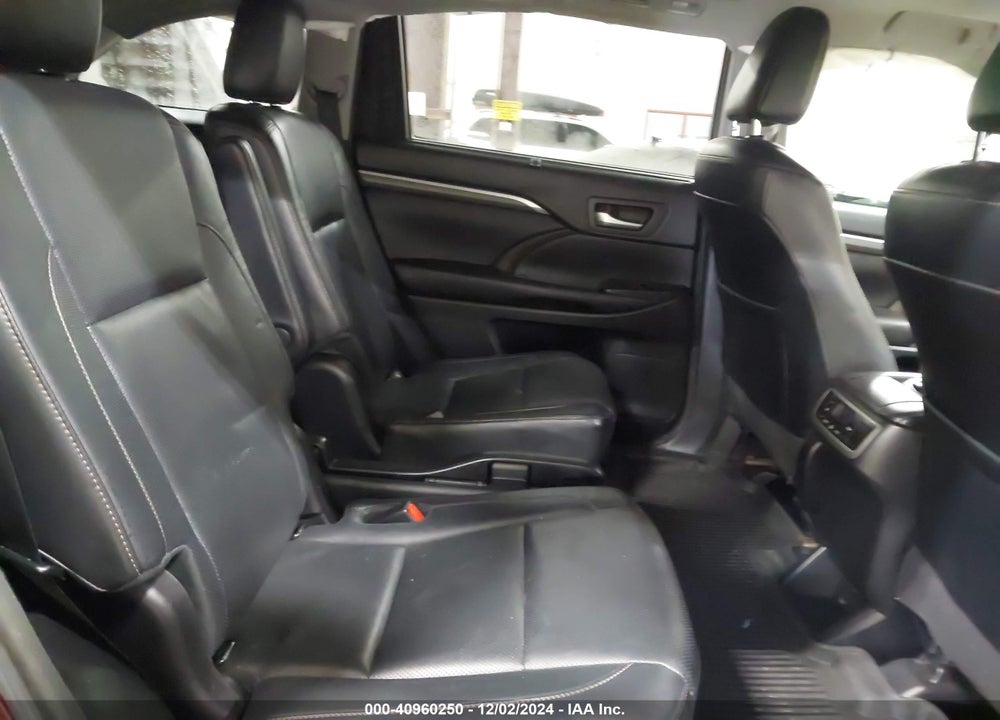 2018 TOYOTA HIGHLANDER HYBRID LIMITED VIN: 5TDDGRFH2JS043896